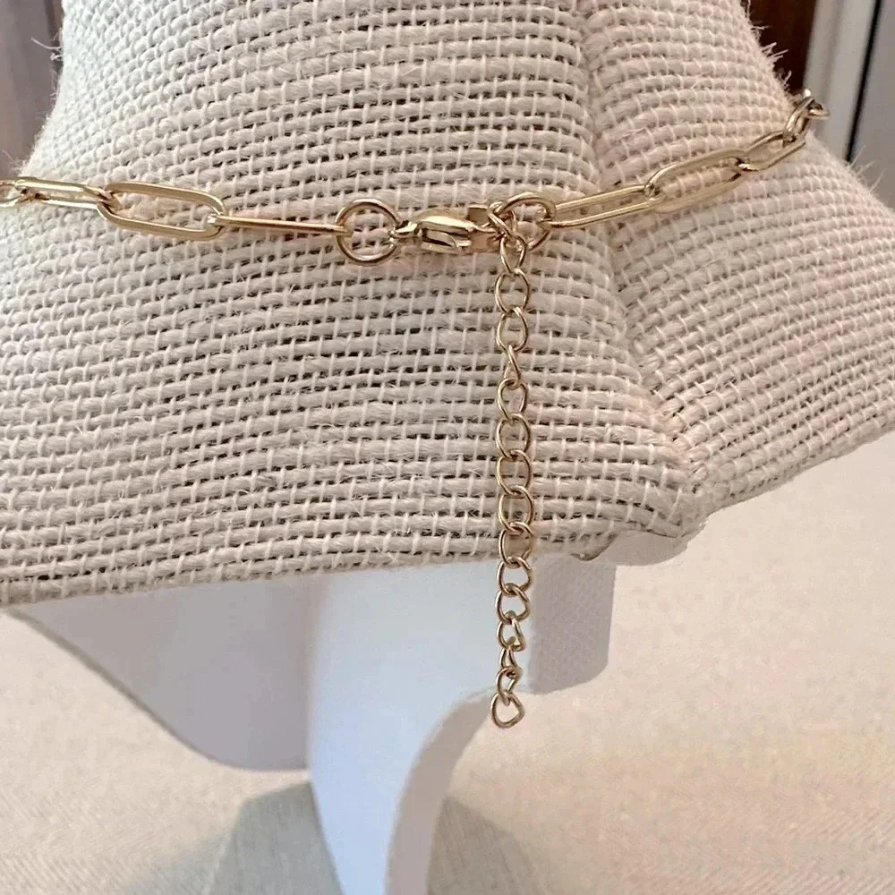 Sunburst Cut Out Heart 18K Gold PVD Stainless Steel Paperclip Pendant Necklace - Picture 5 of 5